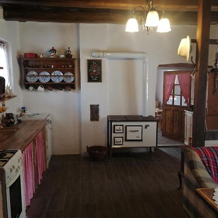 Traditionelles Bauernhaus Flieder Zalaszentgrot Экстерьер фото