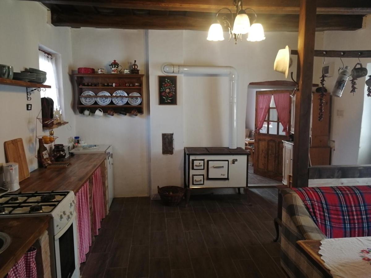 Traditionelles Bauernhaus Flieder Zalaszentgrot Экстерьер фото