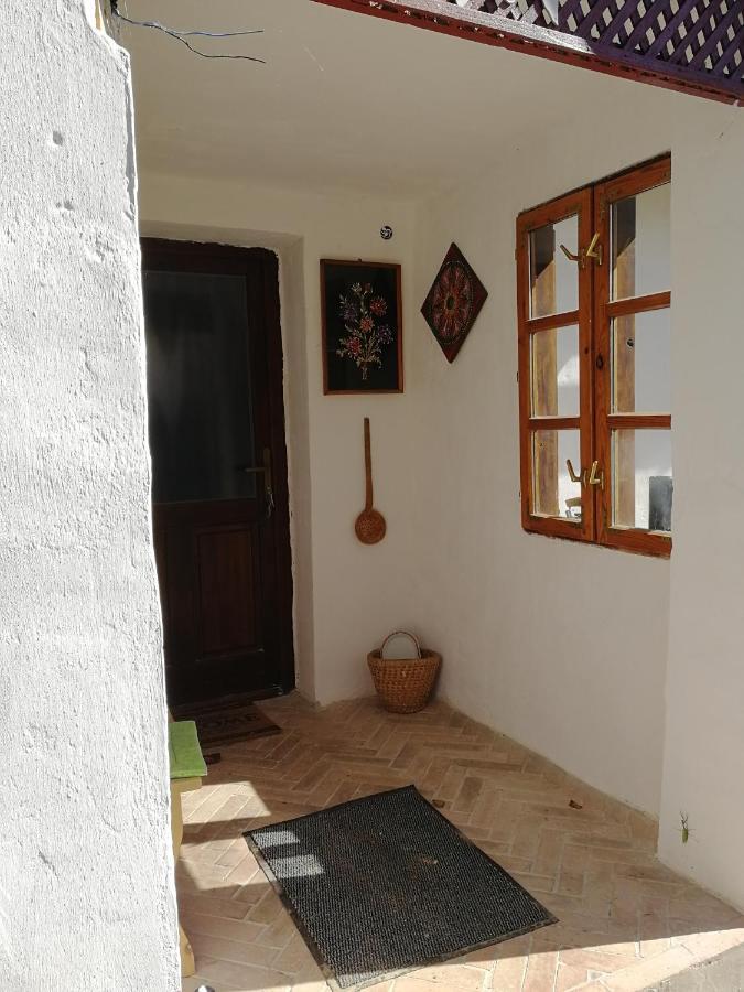 Traditionelles Bauernhaus Flieder Zalaszentgrot Экстерьер фото