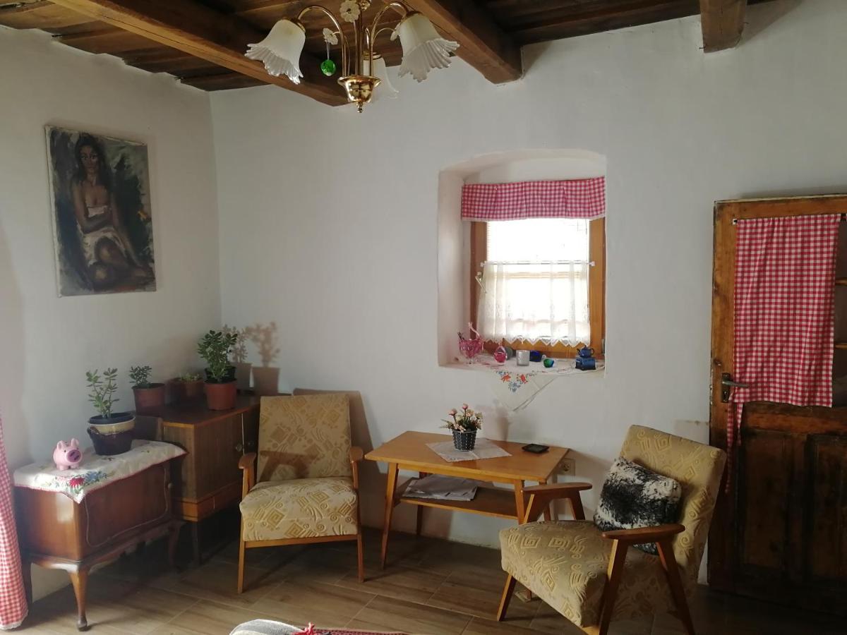 Traditionelles Bauernhaus Flieder Zalaszentgrot Экстерьер фото